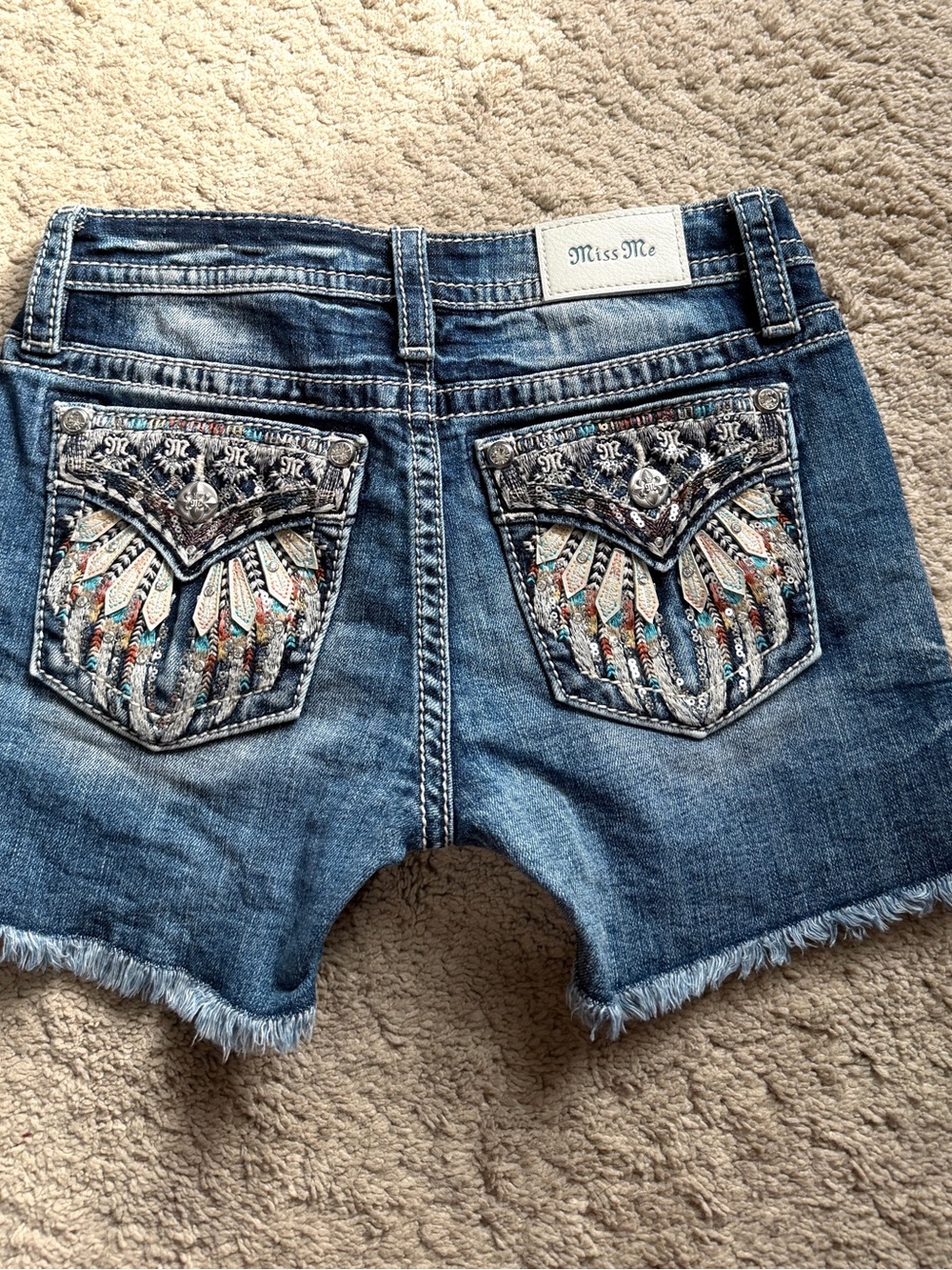 Miss Me Shorts 26 Denim Blue Jean Y2k Rhinestone Embellished Midi angel wing - Picture 10 of 10